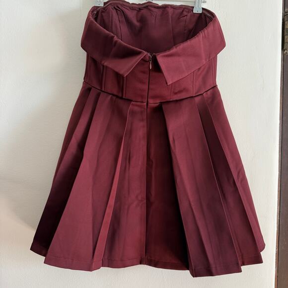 FASHION NOVA | Definitely Darling Burgundy Satin Corset Cocktail Dress | Medium - Picture 4 of 8